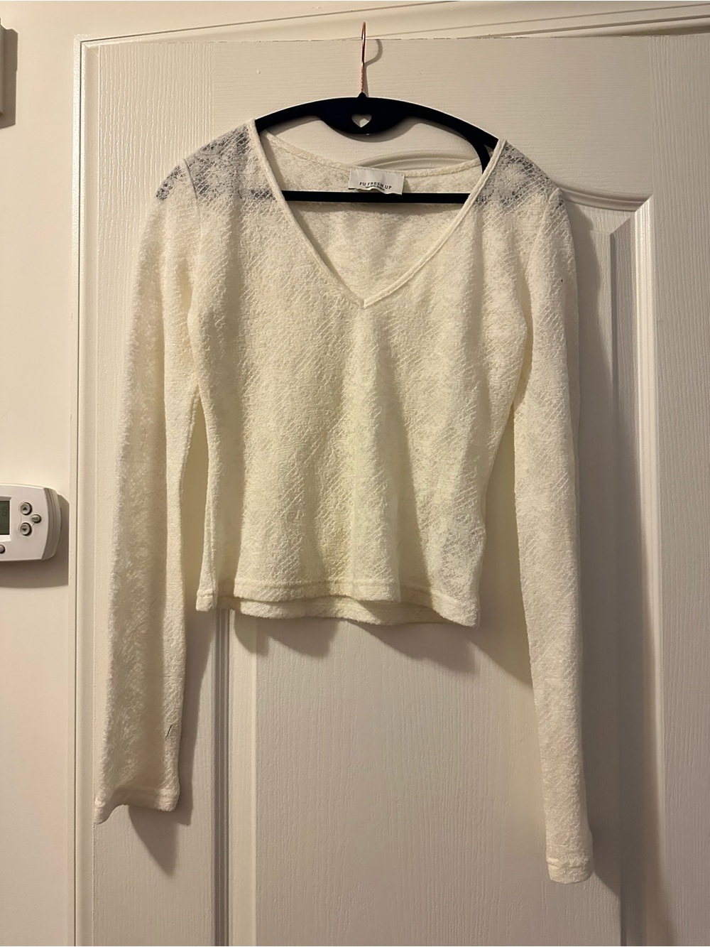 White V-Neck Long Sleeve Knit Top